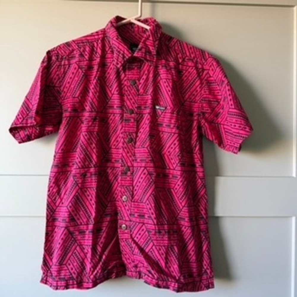 Tanoa Button Down Shirt Mens M Red Black Tribal Geometric Short Sleeve Hawaiian